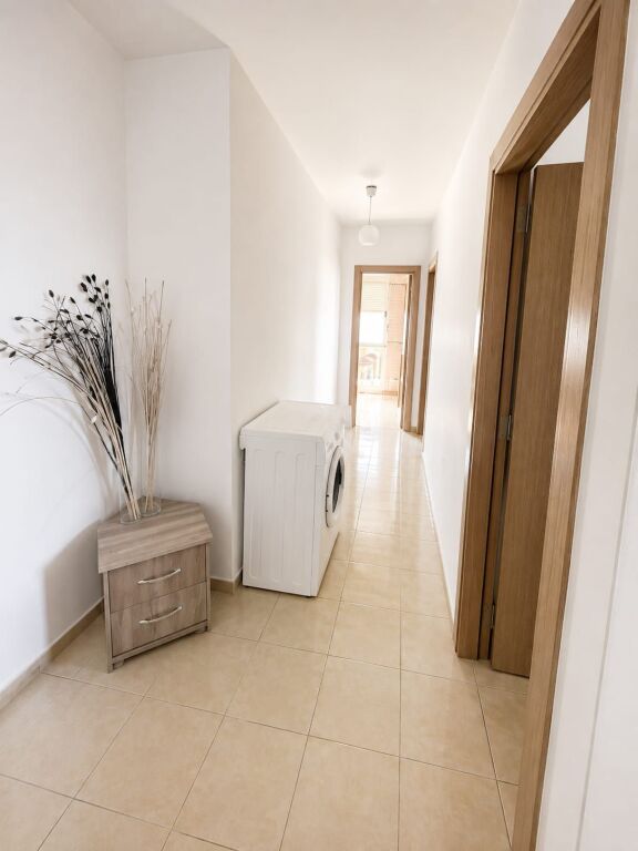 Shitet apartament në Durrës — Plepa