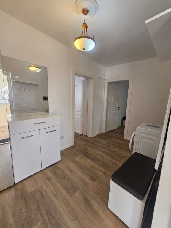 Jepet me qira apartament 1+1