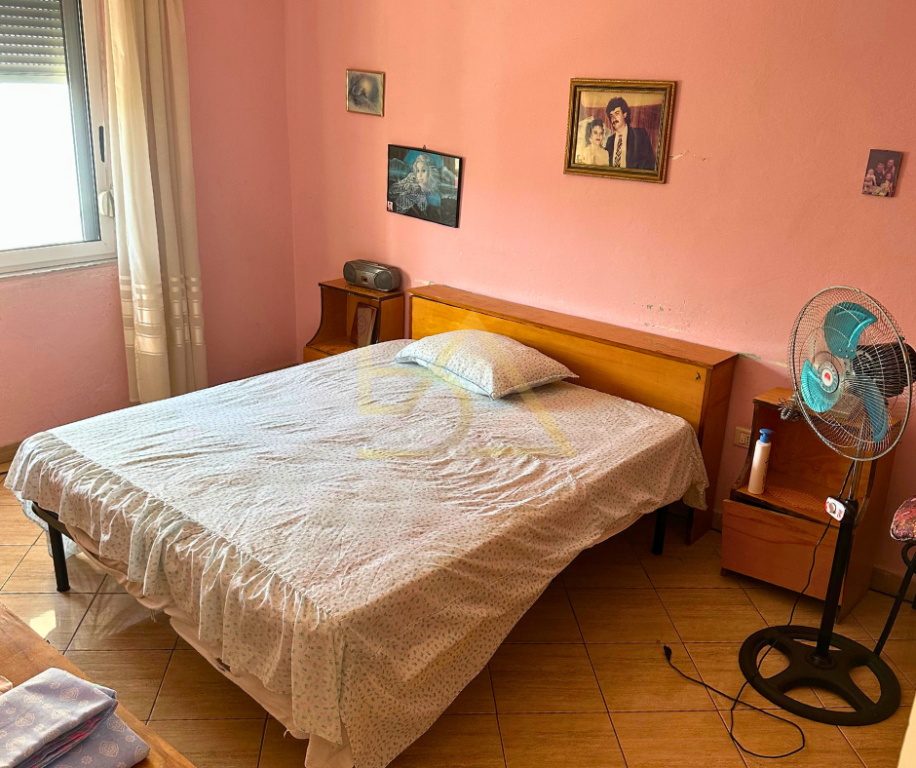 SHITET APARTAMENT 2+1 – BULEVARDI, DURRËS