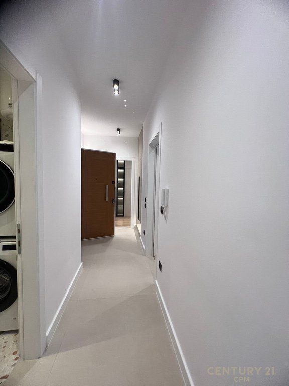 Rent, Luxury Apartment 2+1 with Parking Space | Erli Complex 1,000 € /Month 100,000 Lek /Month