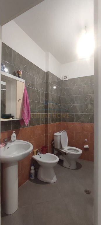 In vendita, Appartamento 2+1, Shkozë, Tirana