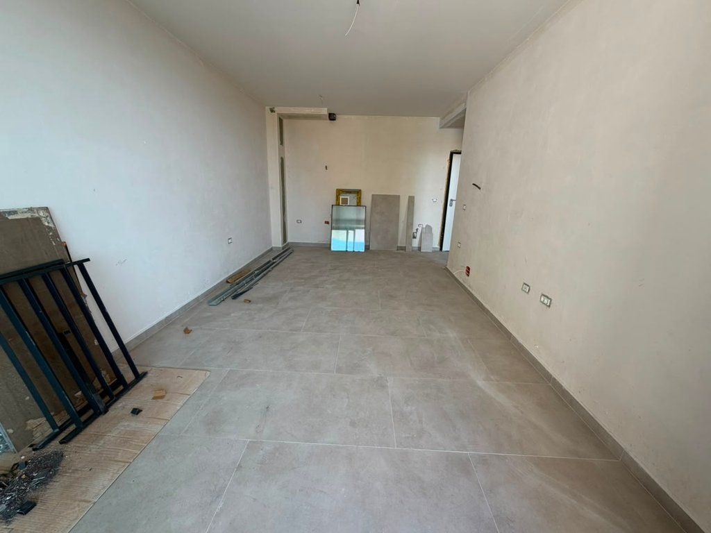 SARANDË, SHESIM APARTAMENT 1+1 ME PAMJE NGA DETI 233,300 €