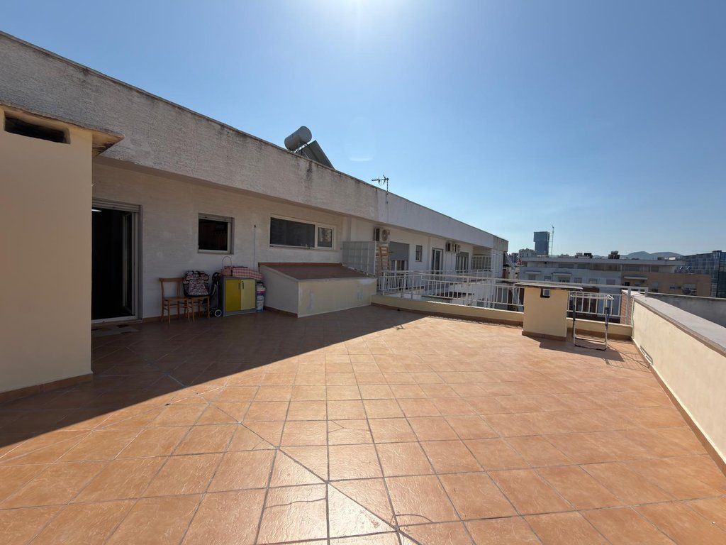 Kompleksi Gener 2, Shesim apartament 2+1 me verandë