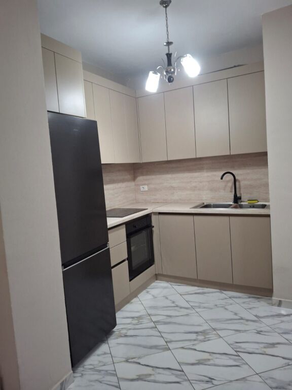 For rent 2+1+2 YZBERISHT TE UNIKU 550 thousand leke