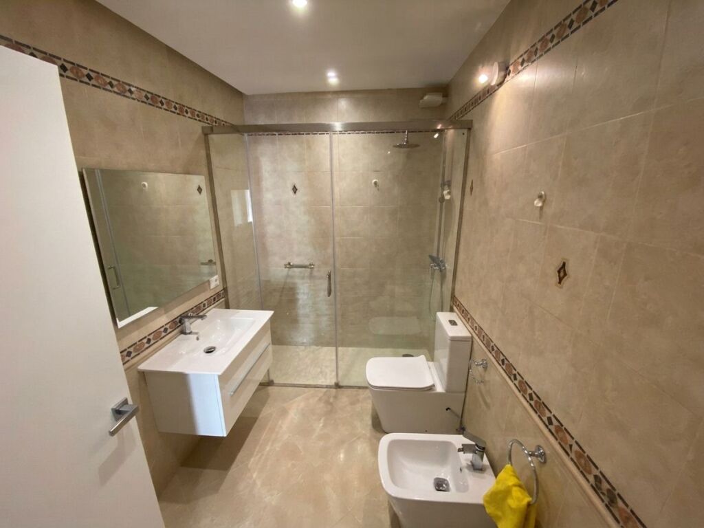 Rent, Apartment 2+1+2, Bllok
