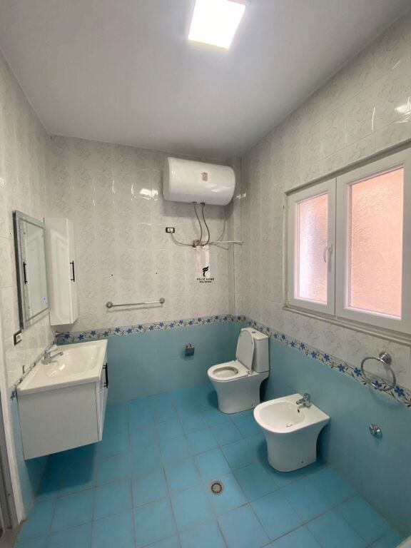 APARTAMENT ME QERA 3+1 SAUK 65.000 LEKE FH-89364