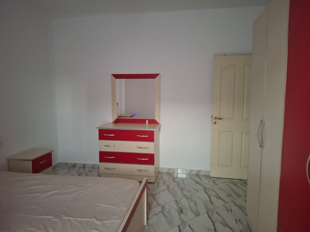 For rent 2+1+2 YZBERISHT TE UNIKU 550 thousand leke