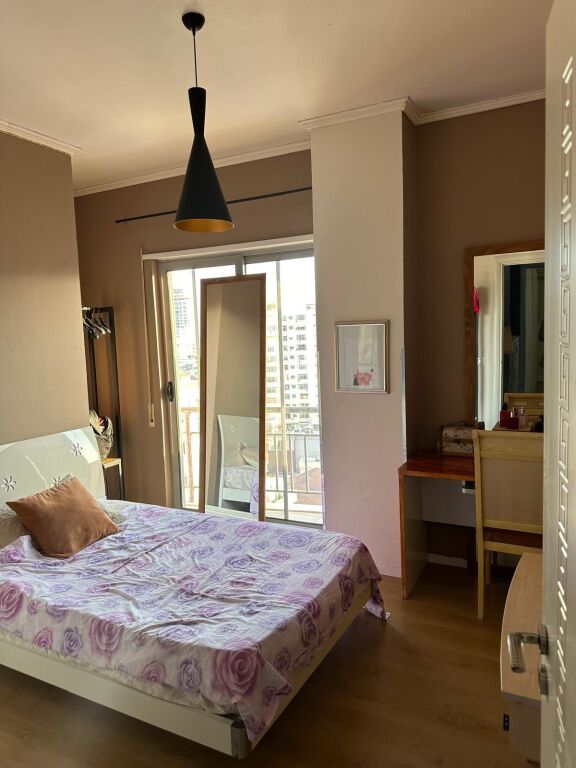 Appartamento Con Vista Mare E Porto 3+1+2 In Affitto, Durazzo!