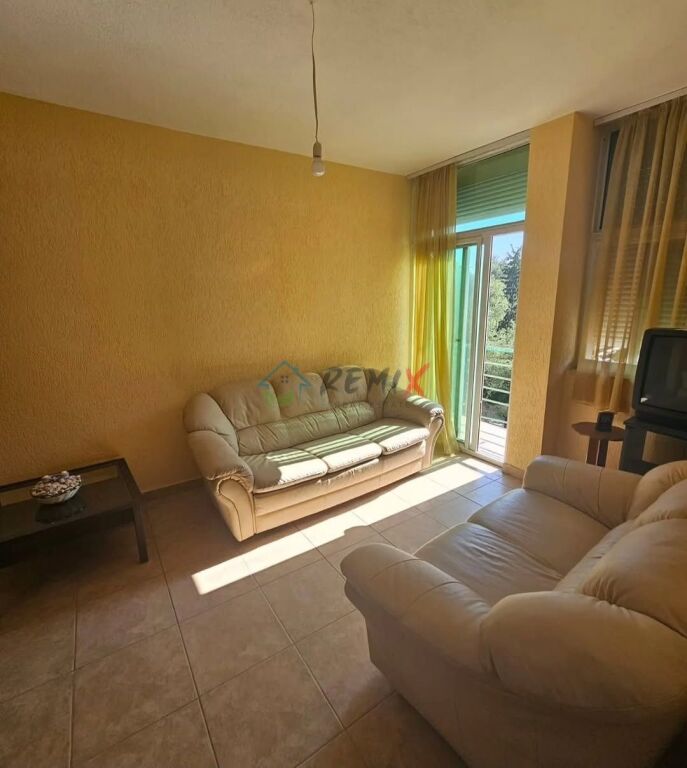 🏡 SHITET APARTAMENT 2+1+2 NË PLAZHIN E GOLEMIT