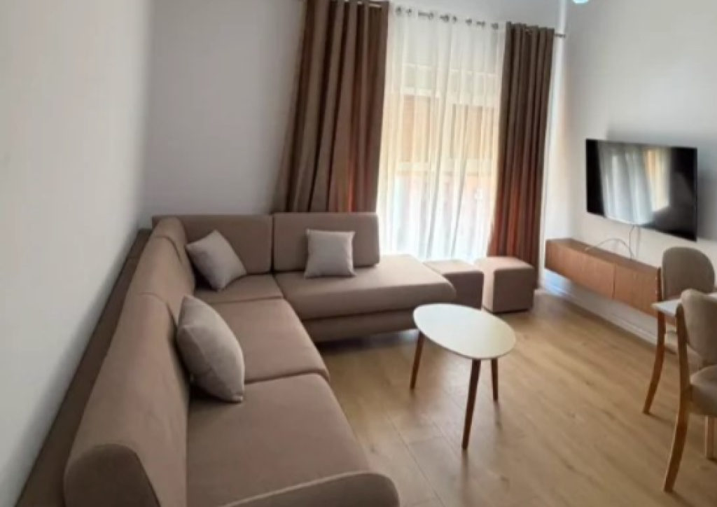 Apartment 1+1 for rent at Kompleksi Kadiu, Ali Demi Street.