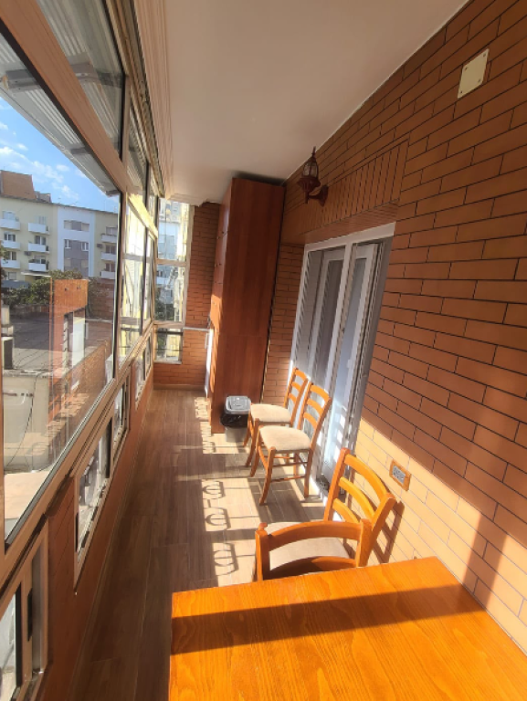 AFFITTASI APPARTAMENTO 2+1+2 | CENTRO TIRANA
