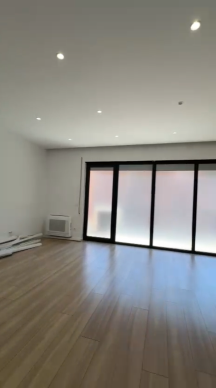 For rent 3+1+2 for Office Myslym Shyri !