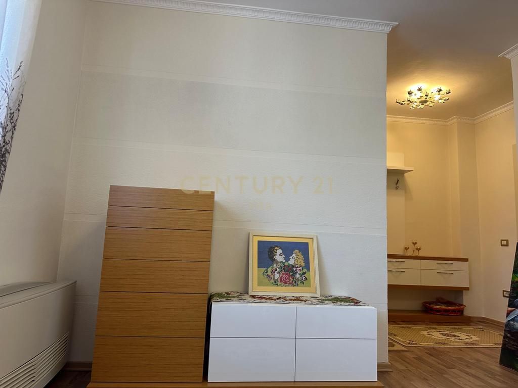 Jepet me qira apartament 1+1 pamje deti në Vollga , Durrës !