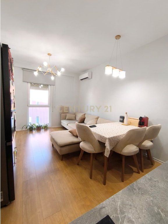 Apartament 2+1 per Qira ne Selite!