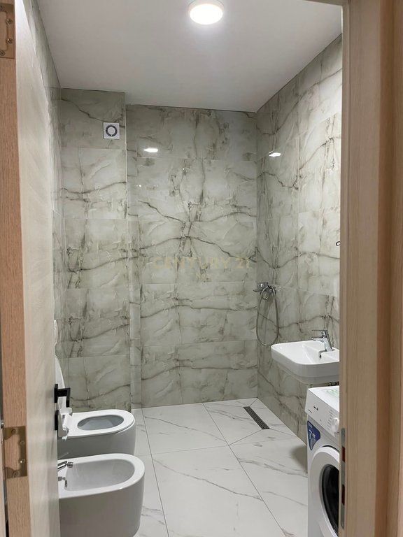 Apartment 2+1+2 plus parking space for rent in Paskuqan!