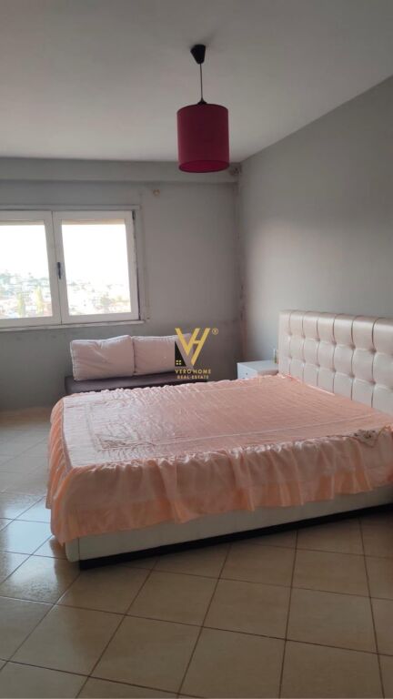 JEPET APARTAMENT 2+1+BLK ME QERA NE MISTO MAME 55.000 LEKE