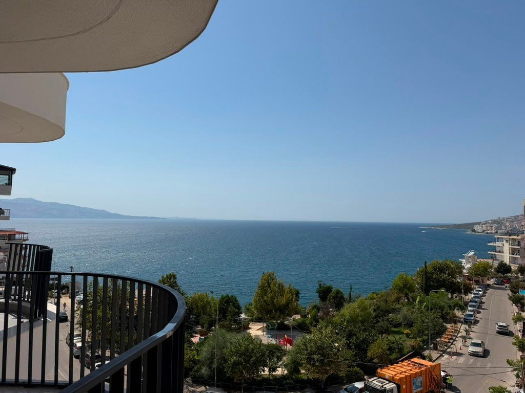 SARANDË, SHESIM APARTAMENT 1+1 ME PAMJE NGA DETI 233,300 €