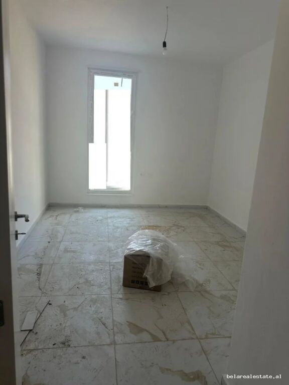 Office for rent at Univers City (ID BZ21035) Tirane
