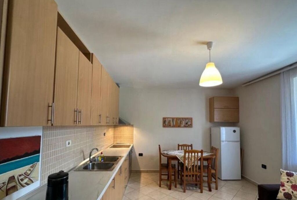 Affitto | Apartament 3 + 1 | QSUT | 600 €/mese