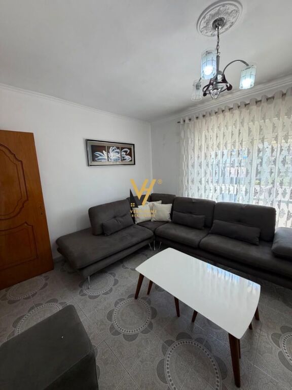 SHITET APARTAMENT 2+1+BLK NE FIER 6.500.000 LEKE