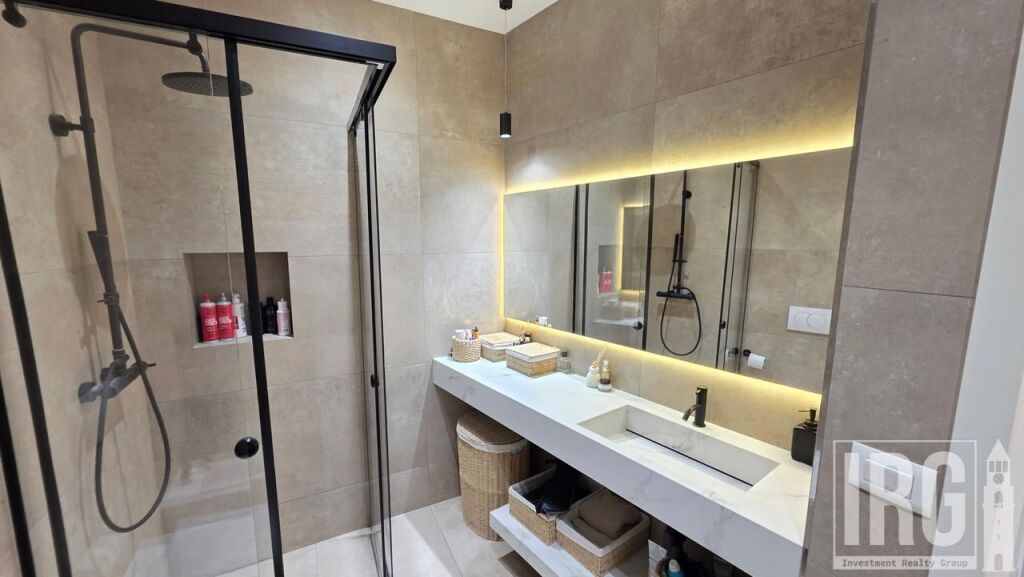 Apartament 3+1+2 Premium per shitje. Lake View Residences Rr Kosovareve.