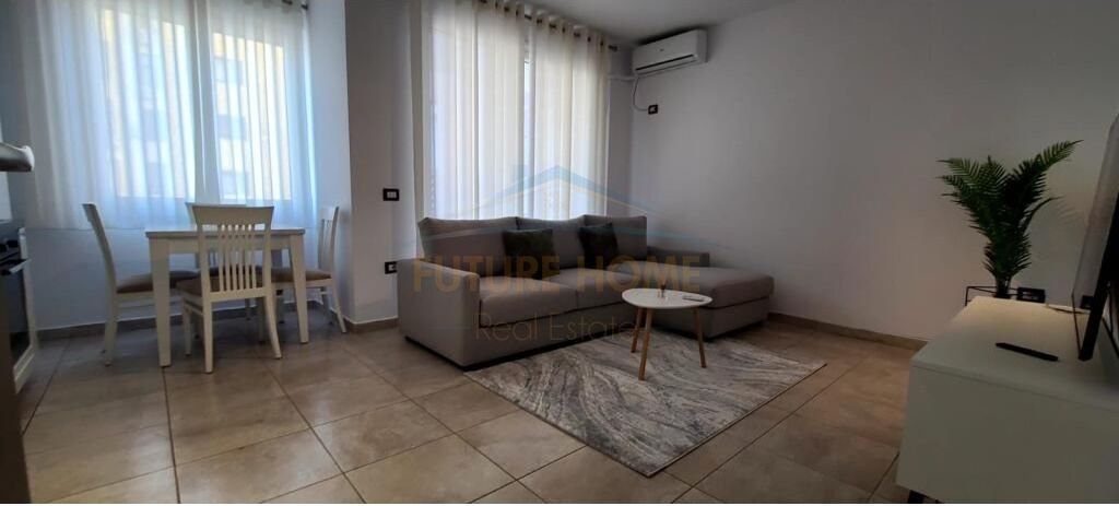 Shitet,Apartament 1+1,Kompleksi Xhura