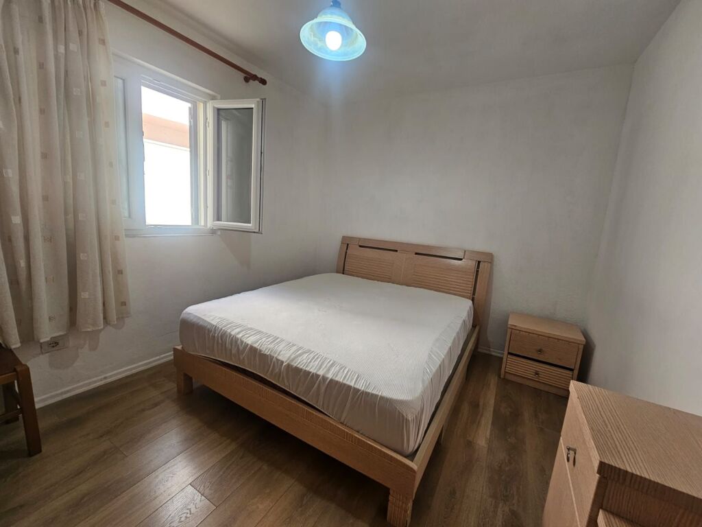 Jepet me qira apartament 1+1