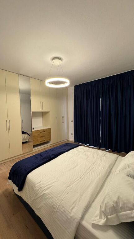 Liqeni i Thate, jepet me qera apartament 1+1.