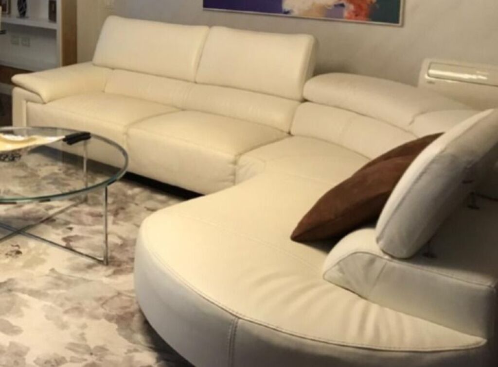 Jepet apartament 2+1+2+Post Parkimi me qira tek Liqeni i Thate , Kopshti Botanik .