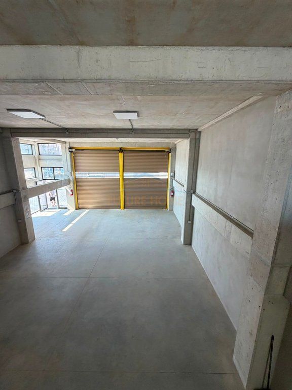 FOR RENT 2 STOREY BUILDING, TEG