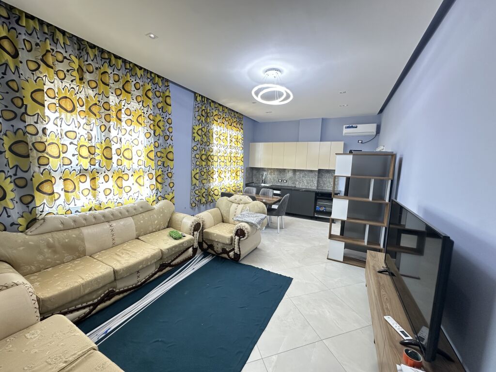Apartament i ri per here te pare 40,000 leke me qira