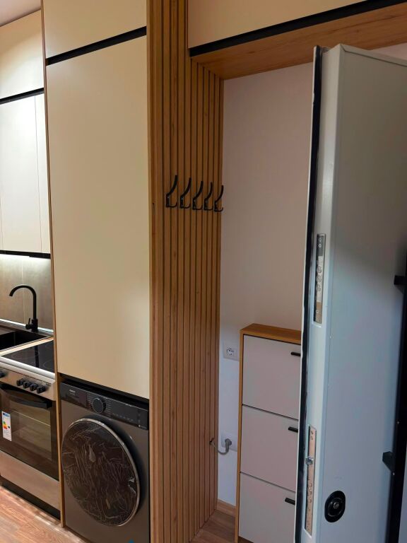 Appartamento 1+1 in Affitto – Golden Park, Tirana