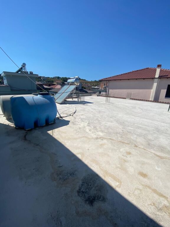 🏡 Vilë 2-Katëshe për Shitje – Spitallë, Durrës