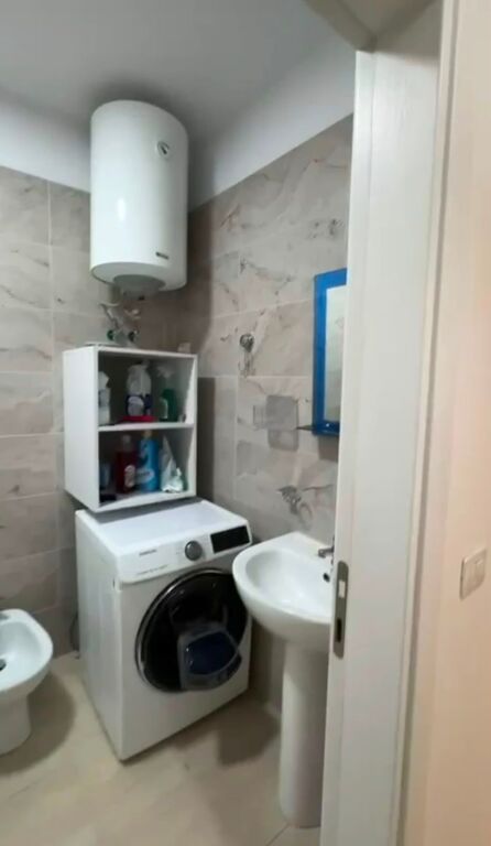 Jepet me qira apartament 2+1