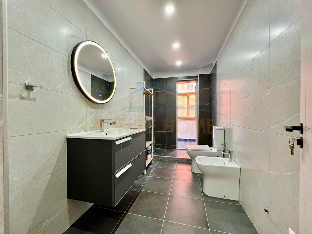 For Rent, Office Space, Willson Square, Tirana