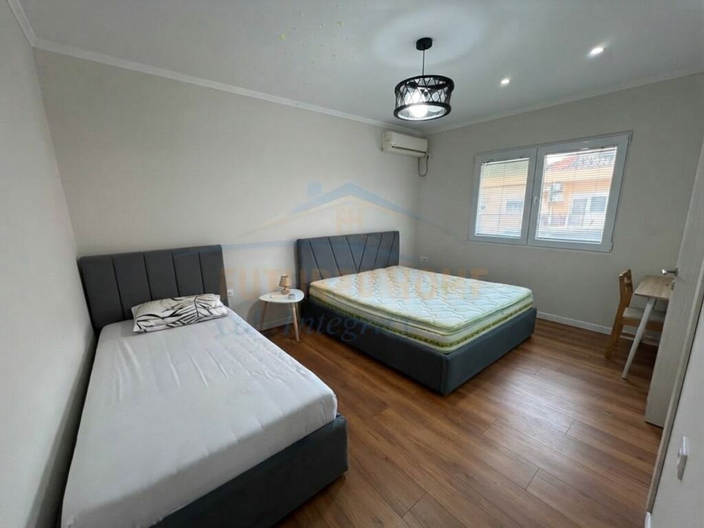 Shitet, Apartament 1+1, Selvia, Tiranë.