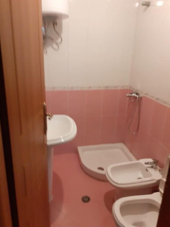 Qera | Apartament 2 + 1+2 | Rruga 5 Maji | 500 €/muaj