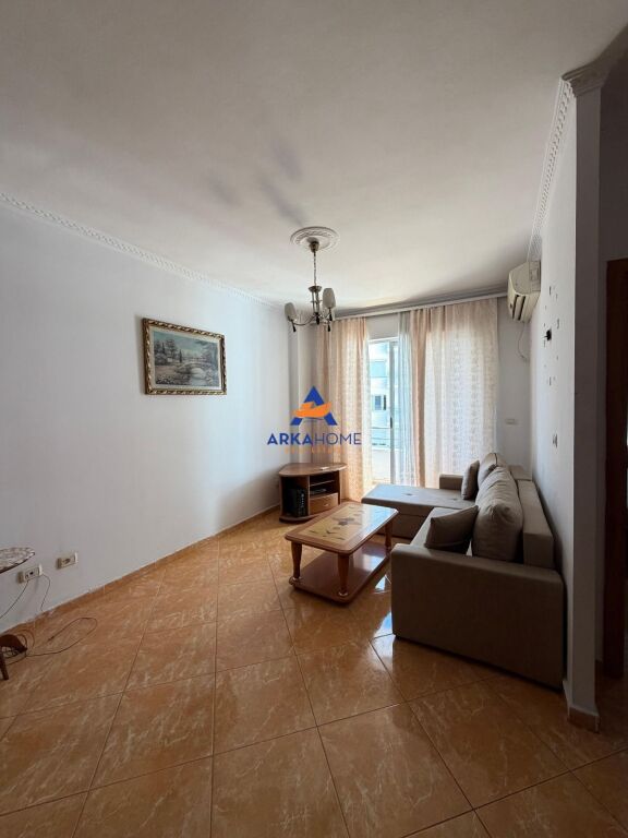 SHITET APARTAMENT 1+1+BALLKON "UNAZA E RE, ASTIR" 110.000 EURO