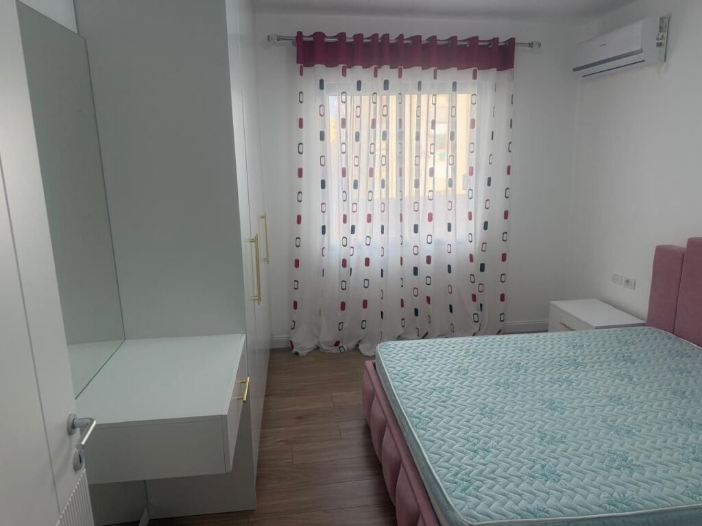 For rent apartment 2+1 Train station Durres