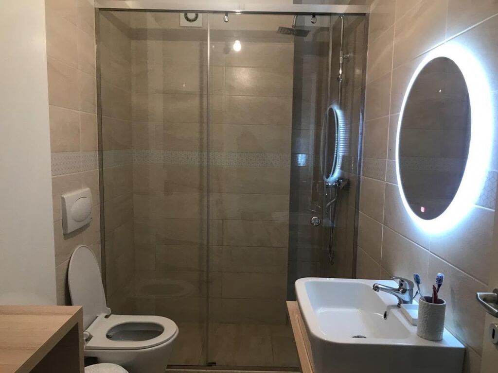 Apartament 1+1 per shitje , Siri Kodra !