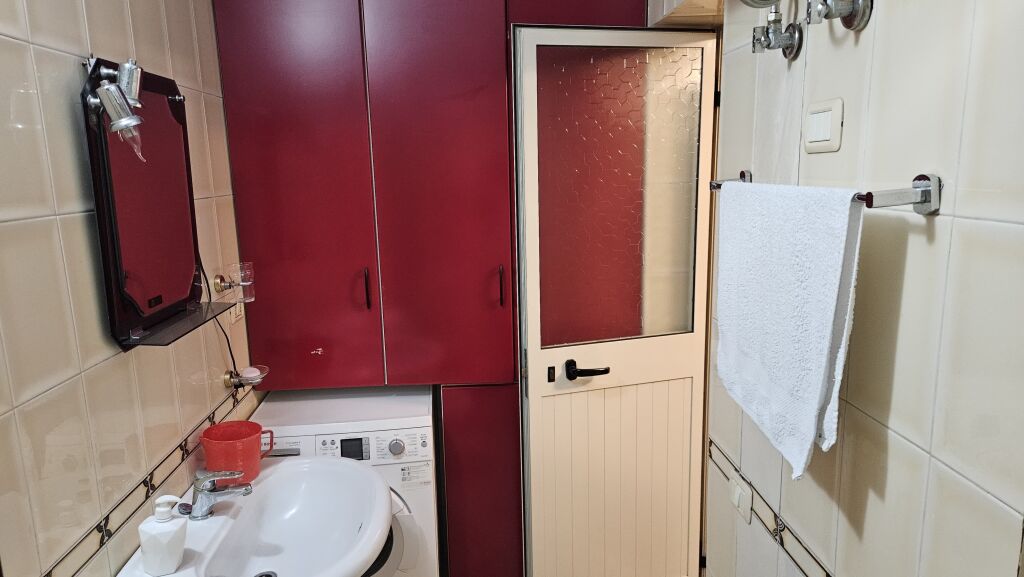 Per qera 2+1 tek Ambulanca 21 Dhjetori