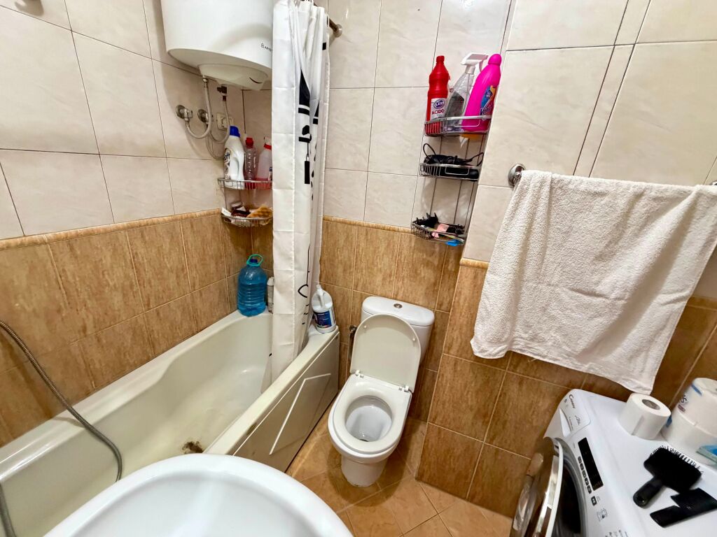 📣 SHITET Apartament 2+1 Me Ballkon 📍 Komuna e Parisit, Prane Kompleksit Kika 2 ✨