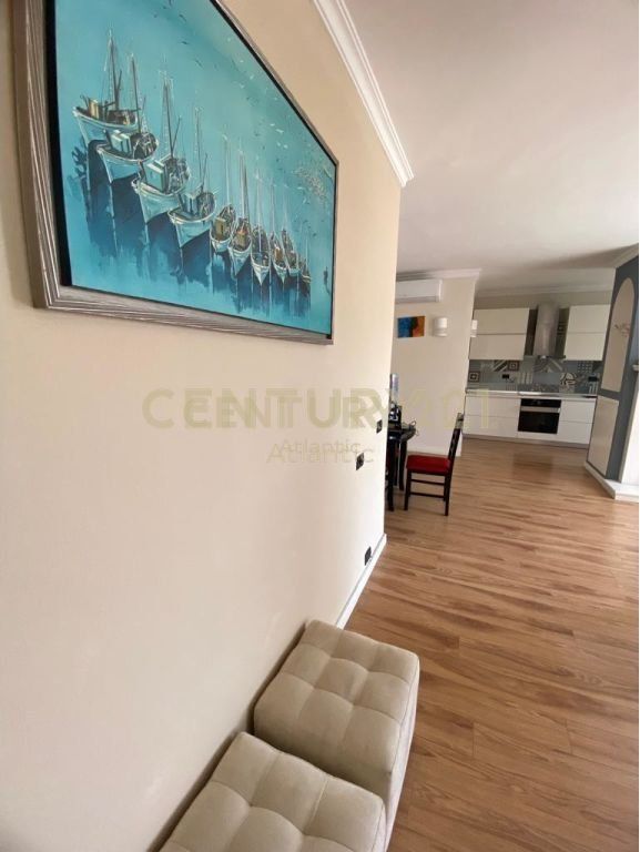 Duplex 2+1 me Pamje Deti me Qira – Rrota e Kuqe, Plazh, Durrës