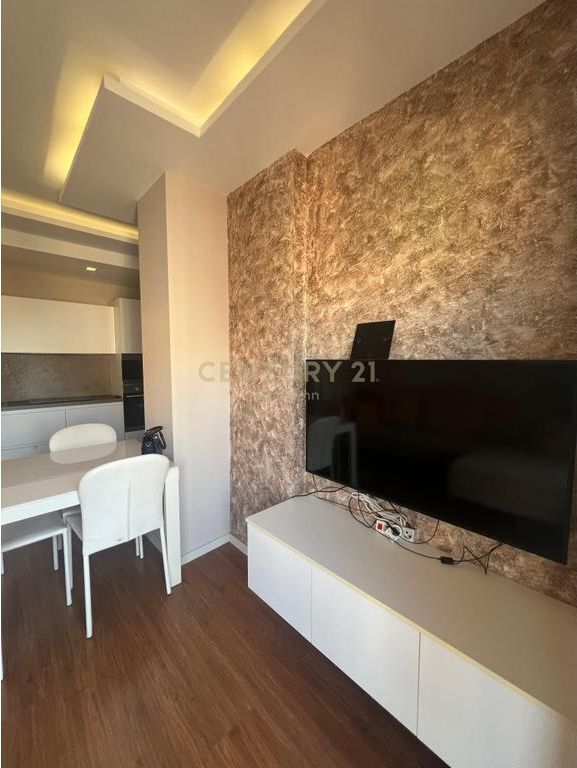 Apartament 1+1 per Qera prane Ish-Rajonit, Durres!