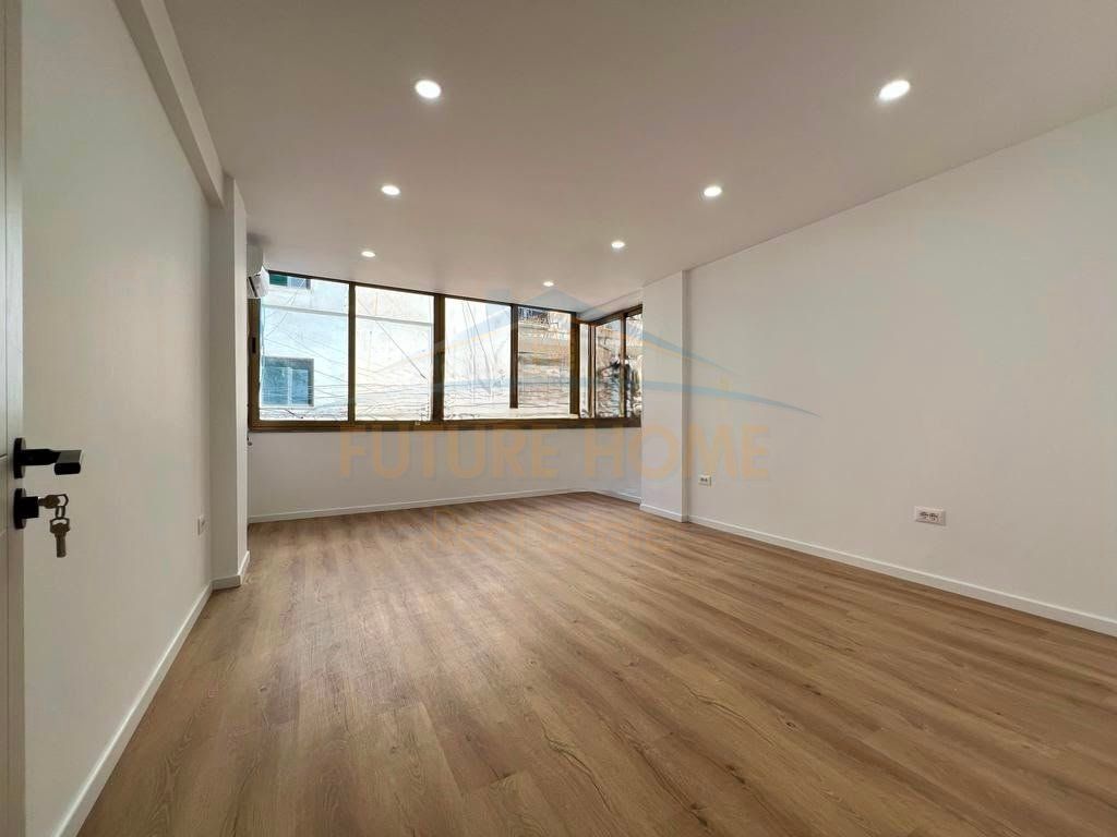 For Rent, Office Space, Willson Square, Tirana