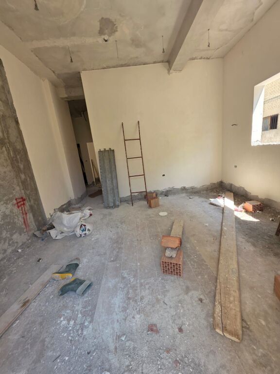 Pronë me Potencial të Lartë në Rrugën Hysen Myshketa, Durrës