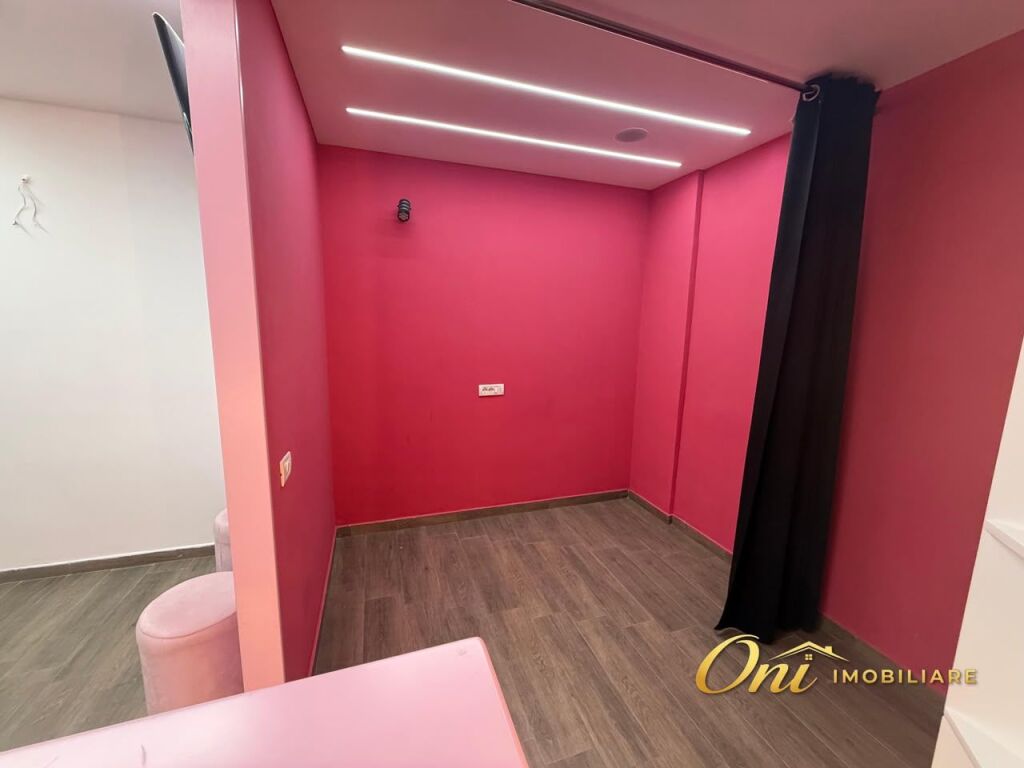 SHKOZE, SHOP FOR RENT