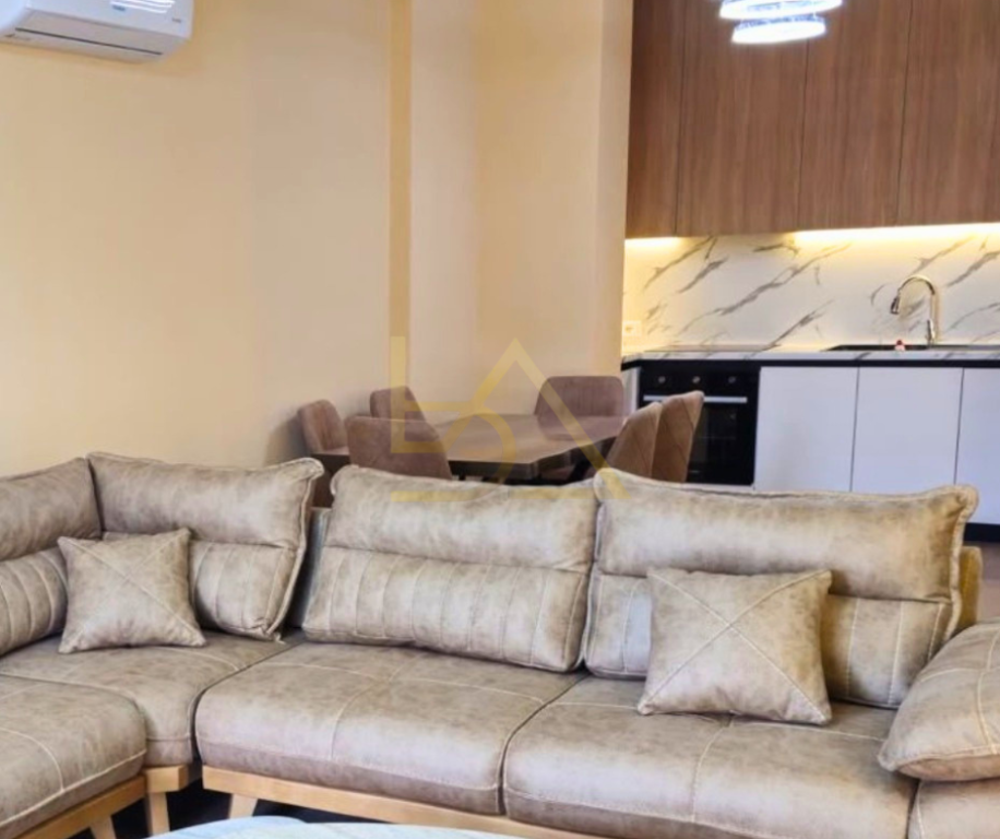 JEPET ME QIRA APARTAMENT 2+1 – LIQENI I THATË, TIRANË