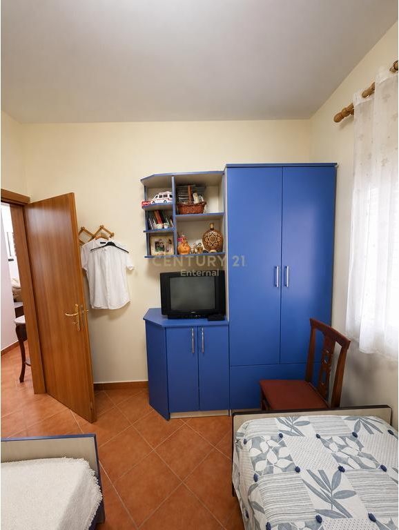 Xhamlliku - 2+1 75m2 Apartment for Sale Building with Elevator 9th Floor Near SPAR