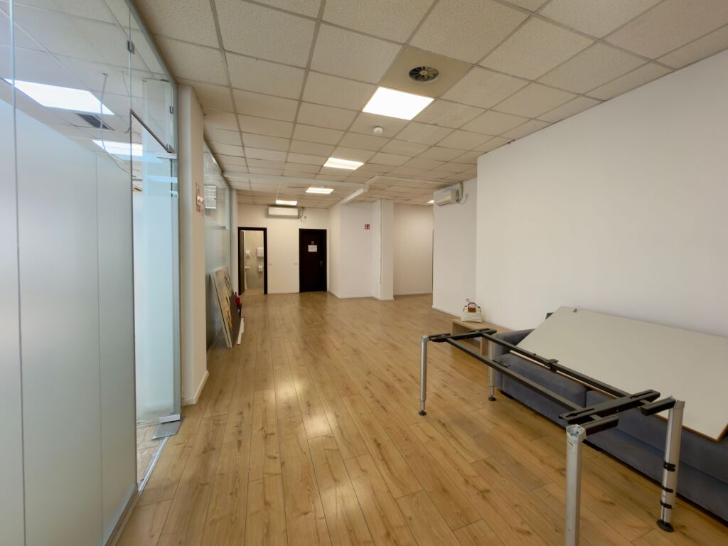 Office/business space for rent 540 m2